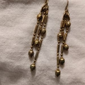 Assorted earrings